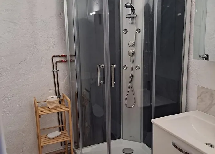 شقة Logis Du Bourg Puy-lʼÉvêque