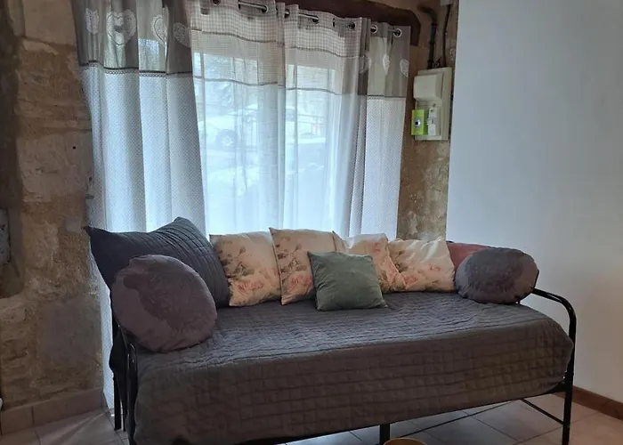 Logis Du Bourg Puy-lʼÉvêque