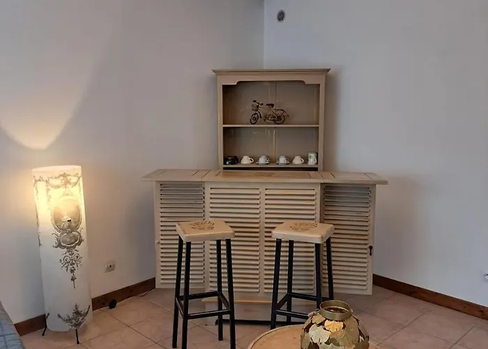 Logis Du Bourg شقة Puy-lʼÉvêque